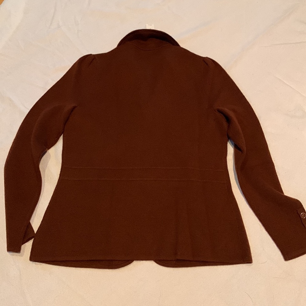 Talbots - Picture 5 of 6